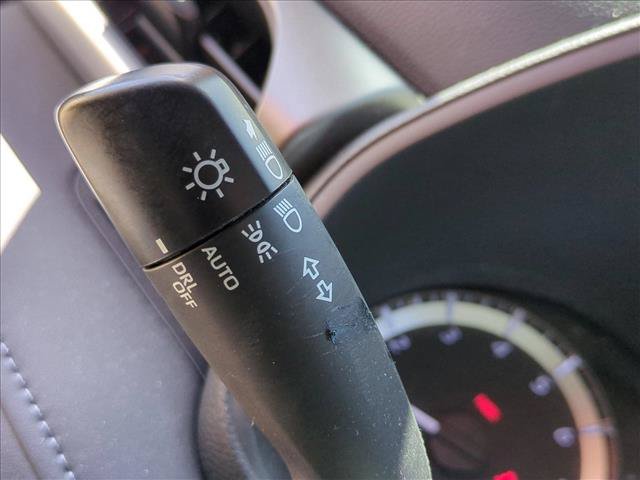Used 2023 Toyota Highlander L FWD image 12