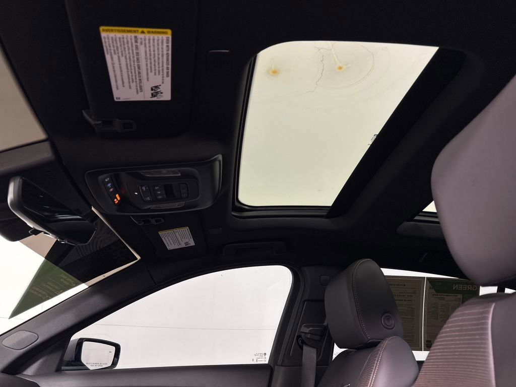 Used 2026 Cadillac CT5 V image 33