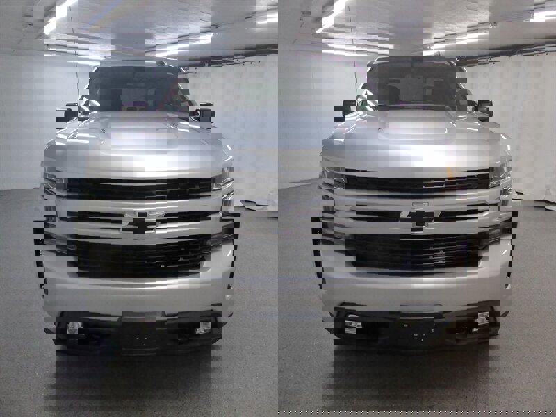 Used 2021 Chevrolet Silverado 1500 RST image 2