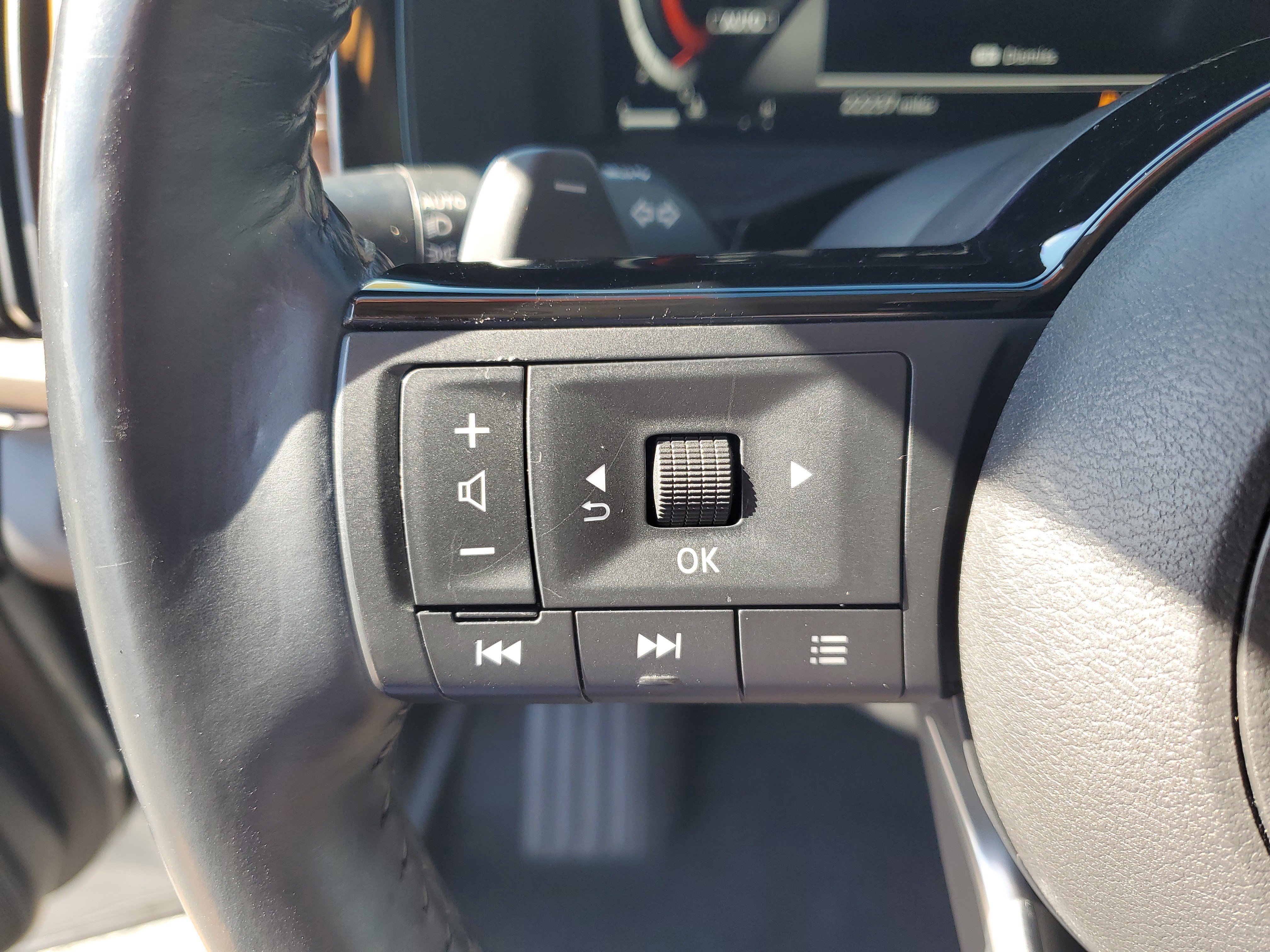 Certified 2023 Nissan Pathfinder Platinum image 18