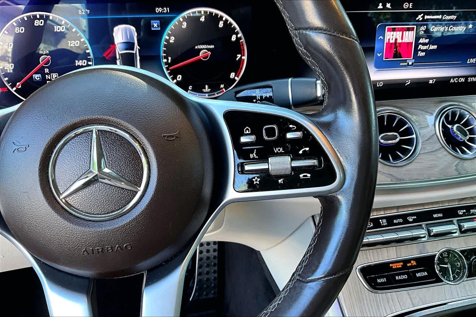 Used 2019 Mercedes-Benz E 450 Cabriolet image 22