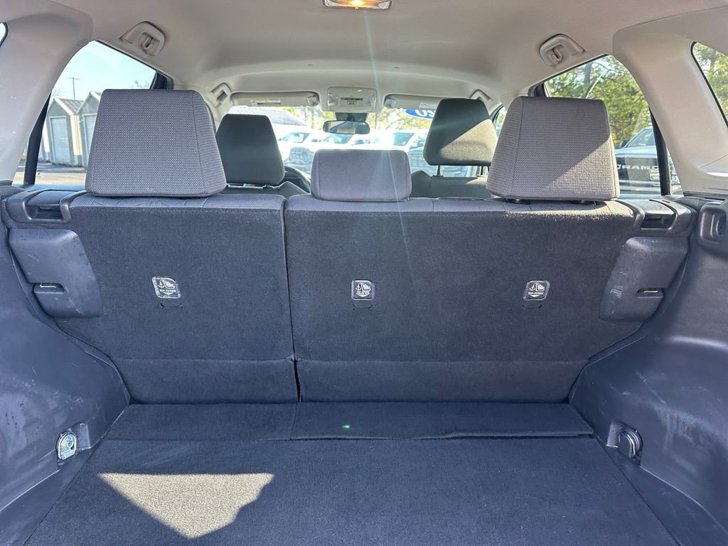 Used 2020 Toyota RAV4 XLE image 25