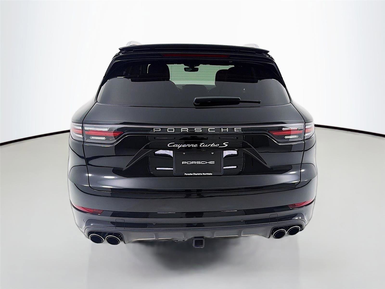 Certified 2023 Porsche Cayenne Turbo S image 5