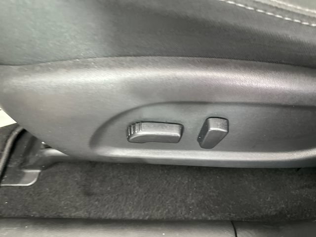 Used 2018 Nissan Pathfinder SV w/ SV Tech Package AWD/4WD image 23