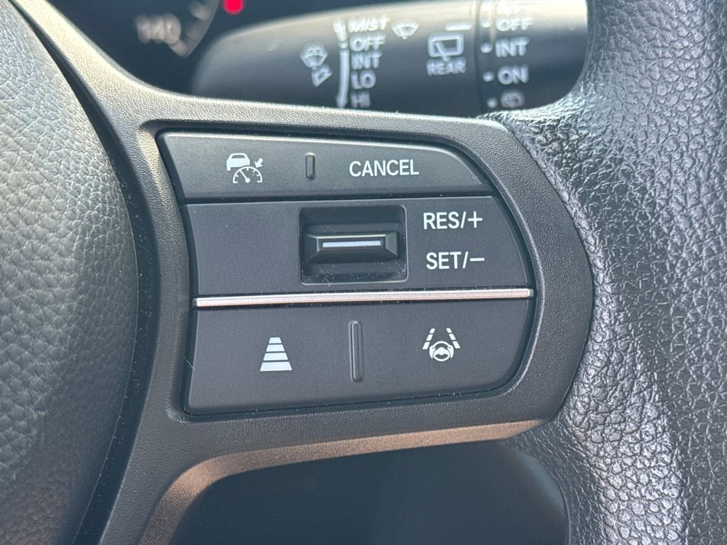 Used 2023 Honda HR-V LX image 31