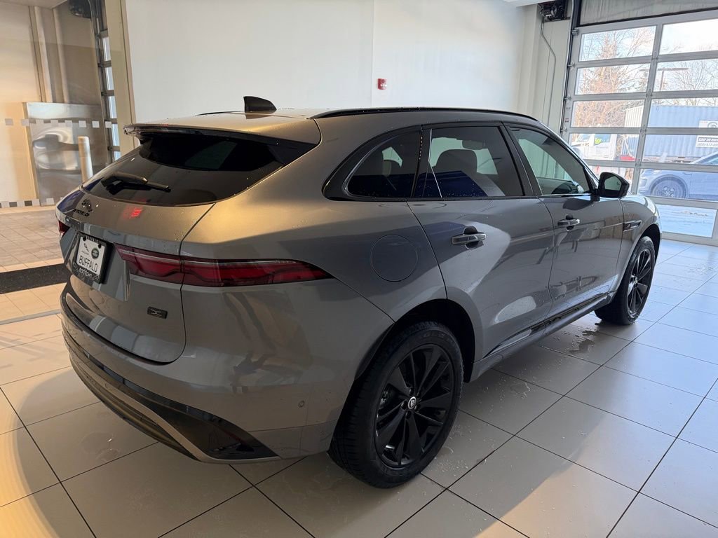 New 2026 Jaguar F-PACE R-Dynamic S image 5