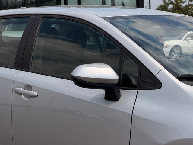 Used 2024 Toyota Corolla LE FWD image 4