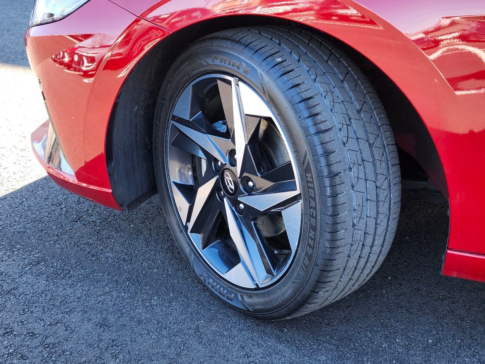 Certified 2023 Hyundai Elantra Limited w/ Cargo Package image 32