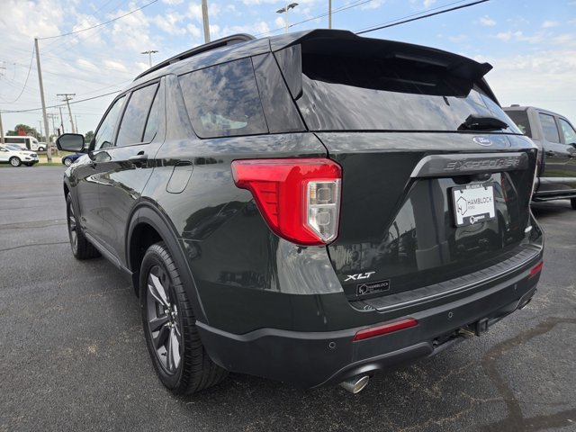Used 2024 Ford Explorer XLT w/ Equipment Group 202A AWD/4WD image 39