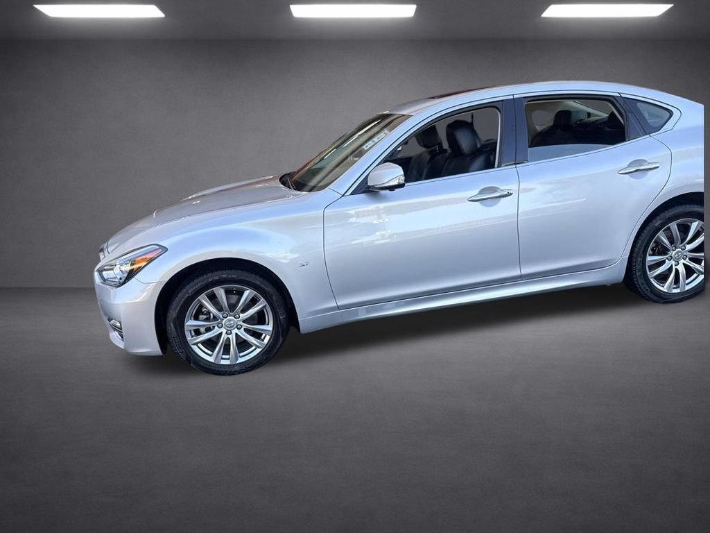 Used 2019 INFINITI Q70 Luxe AWD/4WD image 25