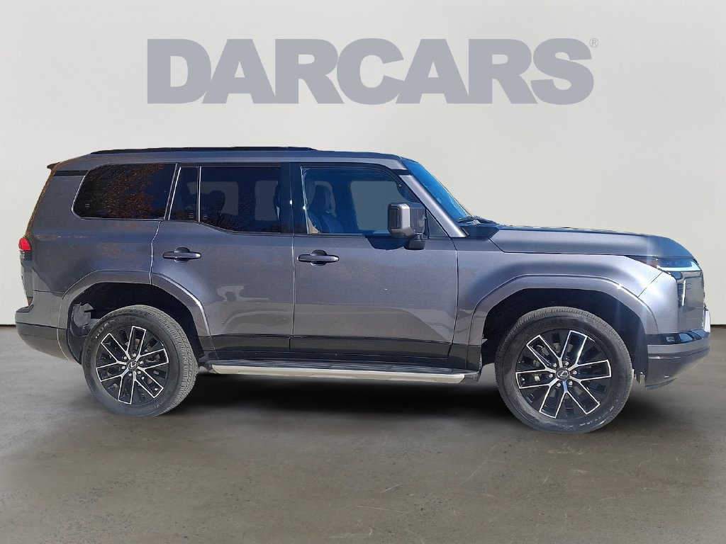 Used 2024 Lexus GX 550 w/ Accessory Package (2T) AWD/4WD image 7
