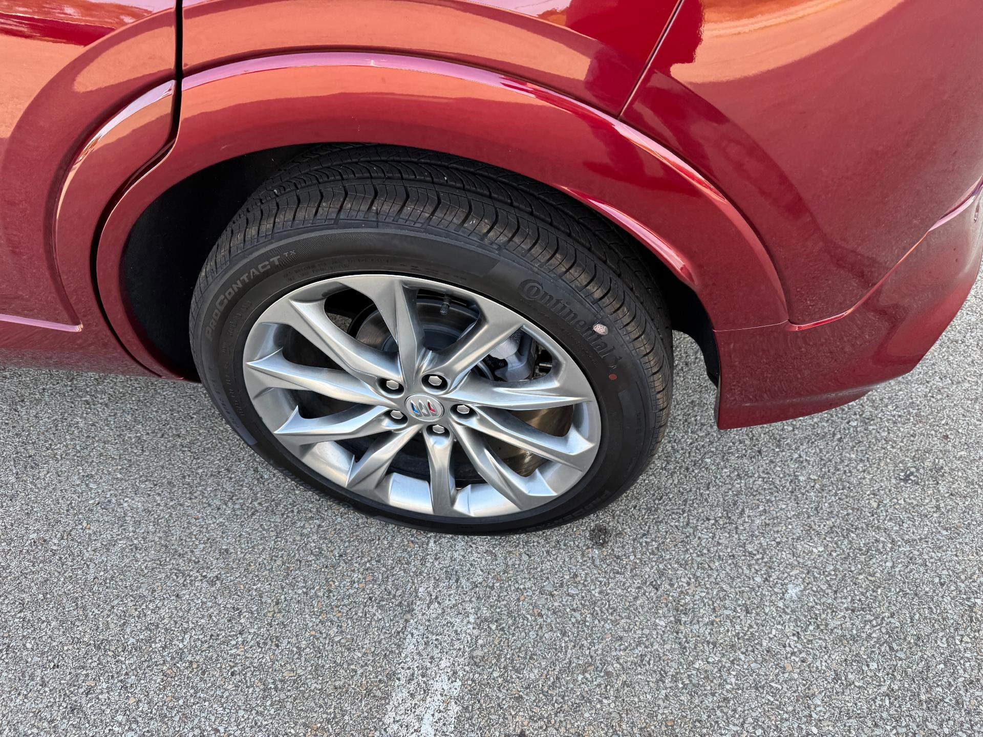 Used 2025 Buick Encore GX Avenir w/ Avenir Technology Package image 14