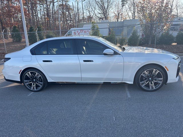 Certified 2023 BMW 760i xDrive w/ Executive Package image 4
