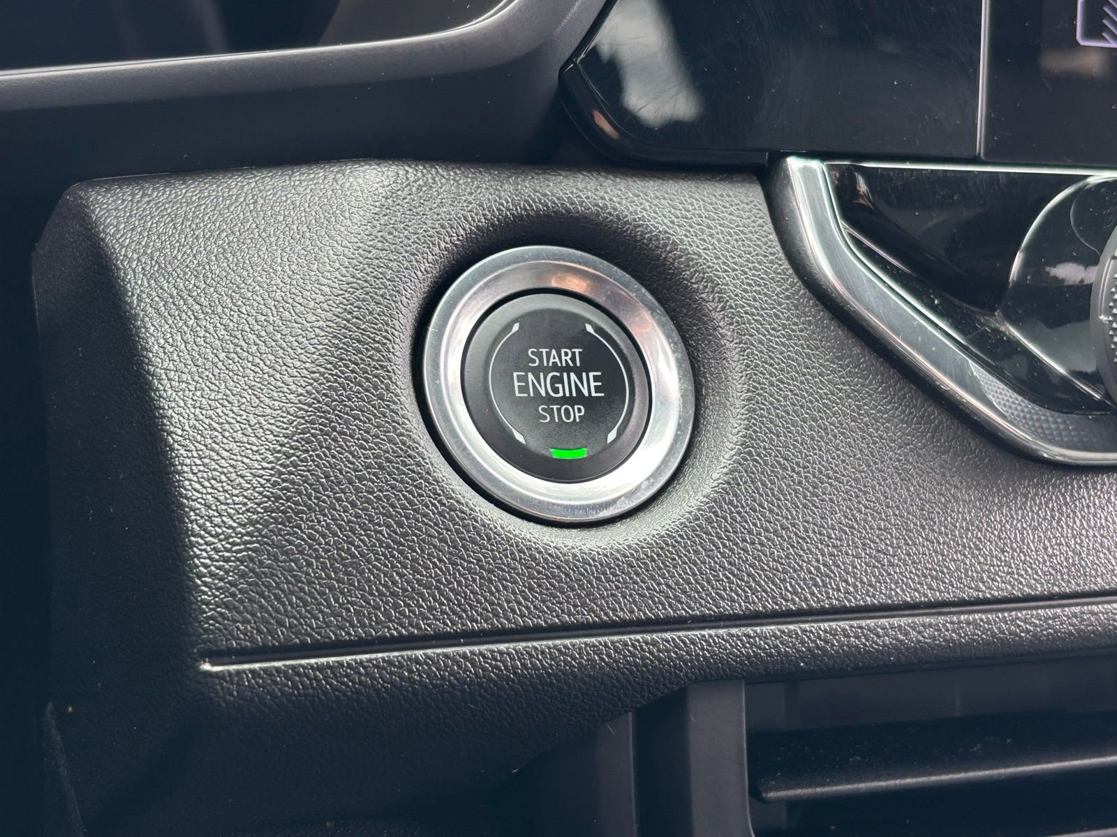 Used 2024 Chevrolet Colorado Trail Boss w/ Advanced Trailering Package image 6