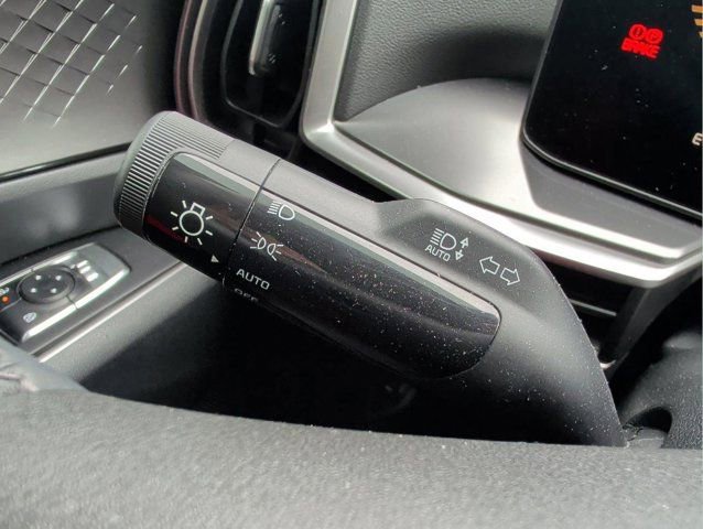 New 2026 Kia Sorento LX FWD image 22