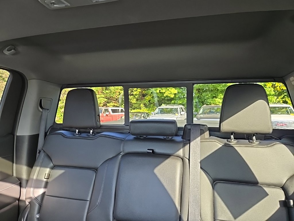 Used 2020 GMC Sierra 1500 SLT w/ SLT Premium Plus Package AWD/4WD image 42