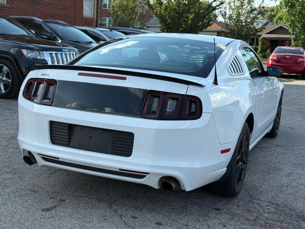 Used 2014 Ford Mustang Coupe w/ Equipment Group 102A image 4