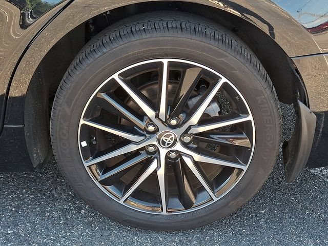 Certified 2023 Toyota Camry SE FWD image 5