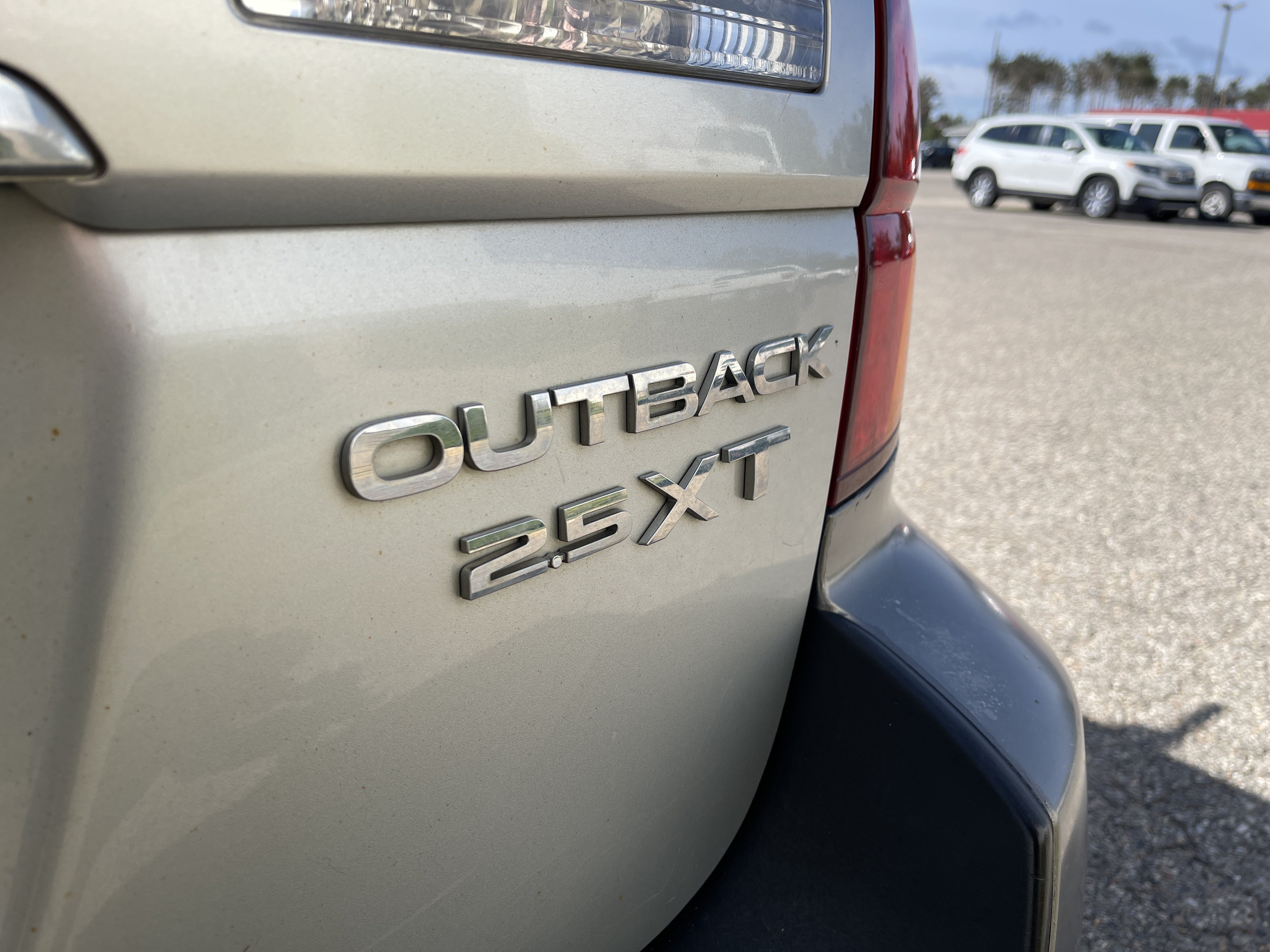 Used 2005 Subaru Outback 2.5XT Limited AWD/4WD image 27