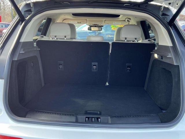 Used 2022 Lincoln Corsair AWD w/ Premium Package image 8