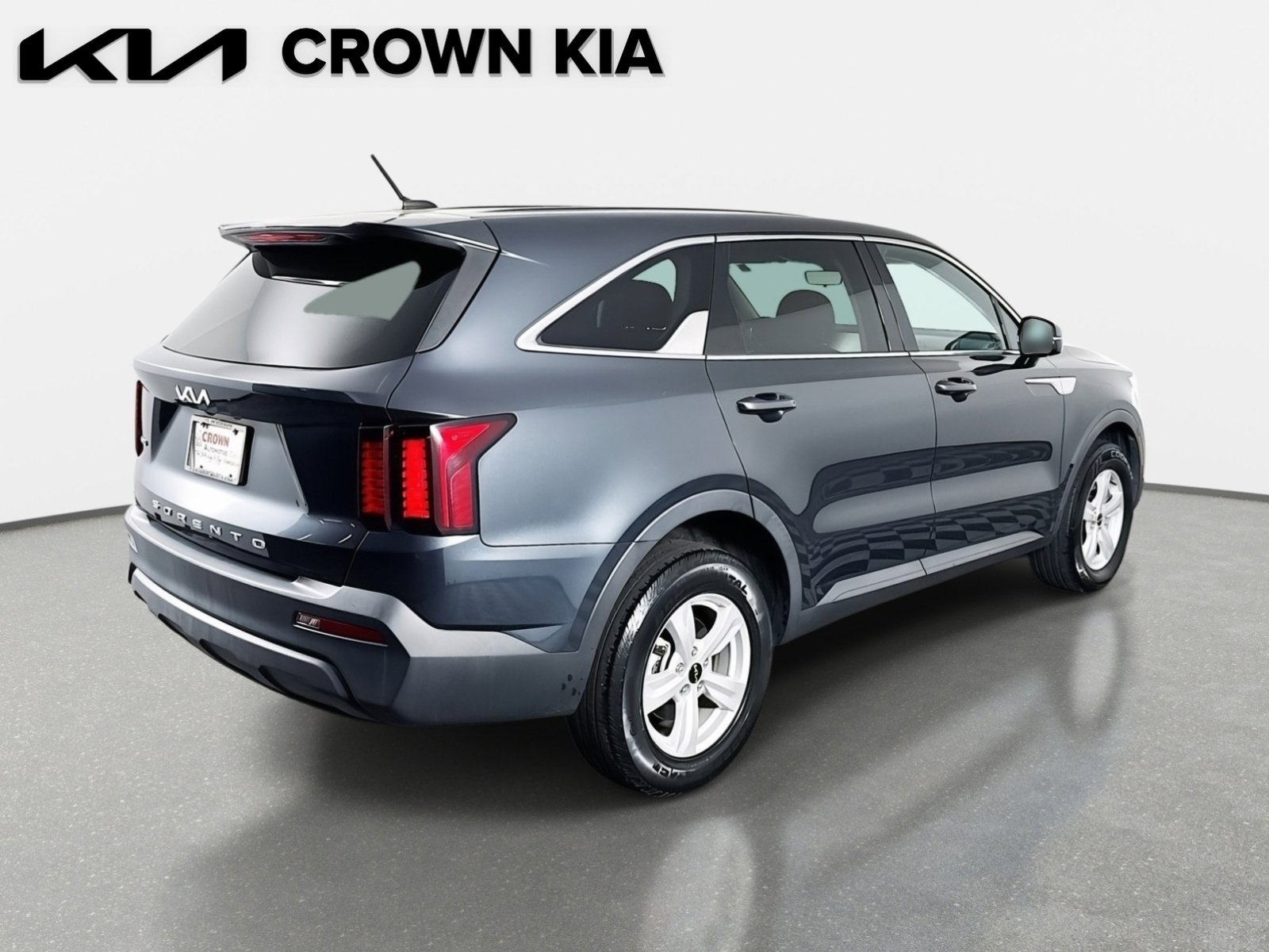 Certified 2022 Kia Sorento LX image 5