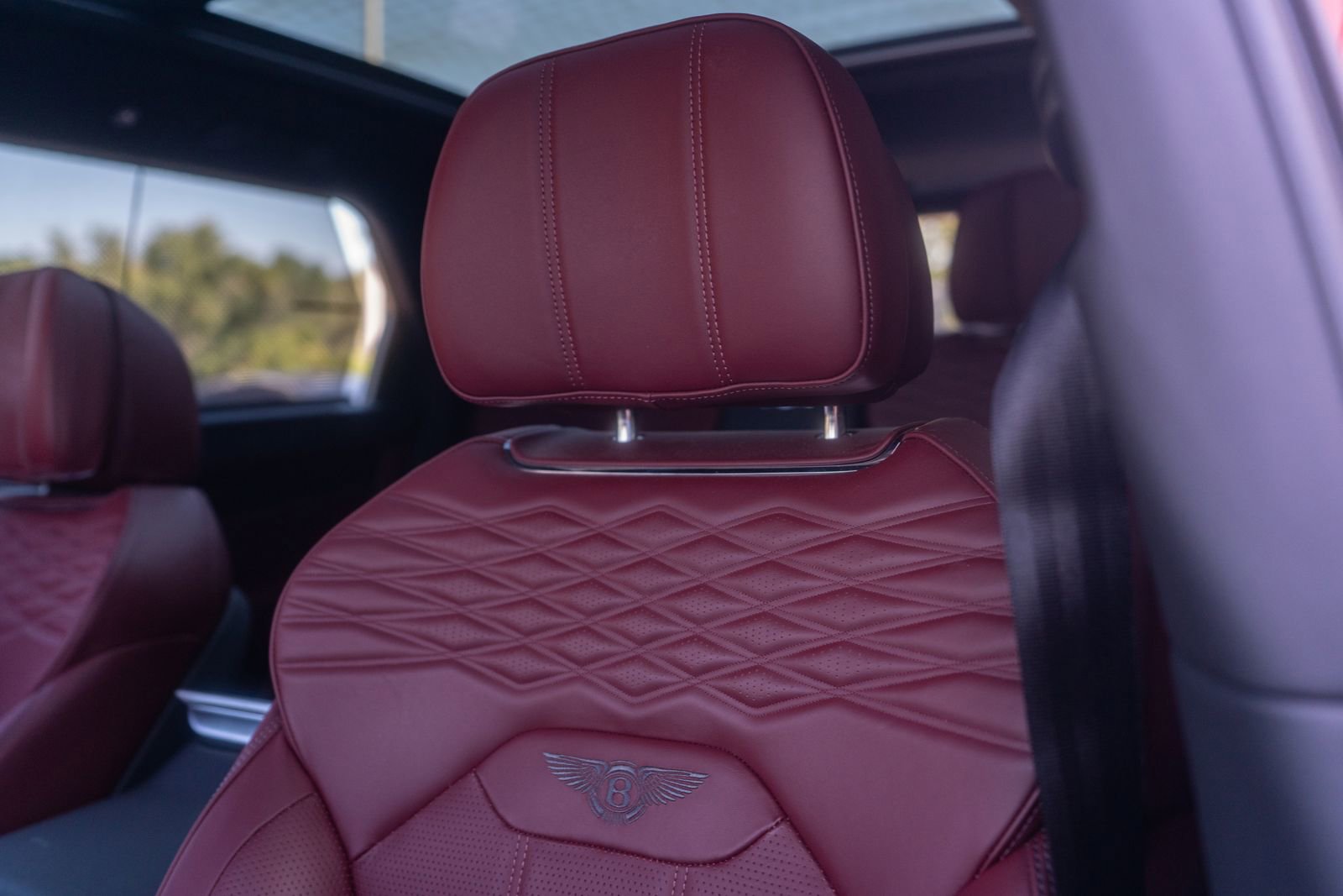 Certified 2024 Bentley Bentayga Extended Wheelbase image 24