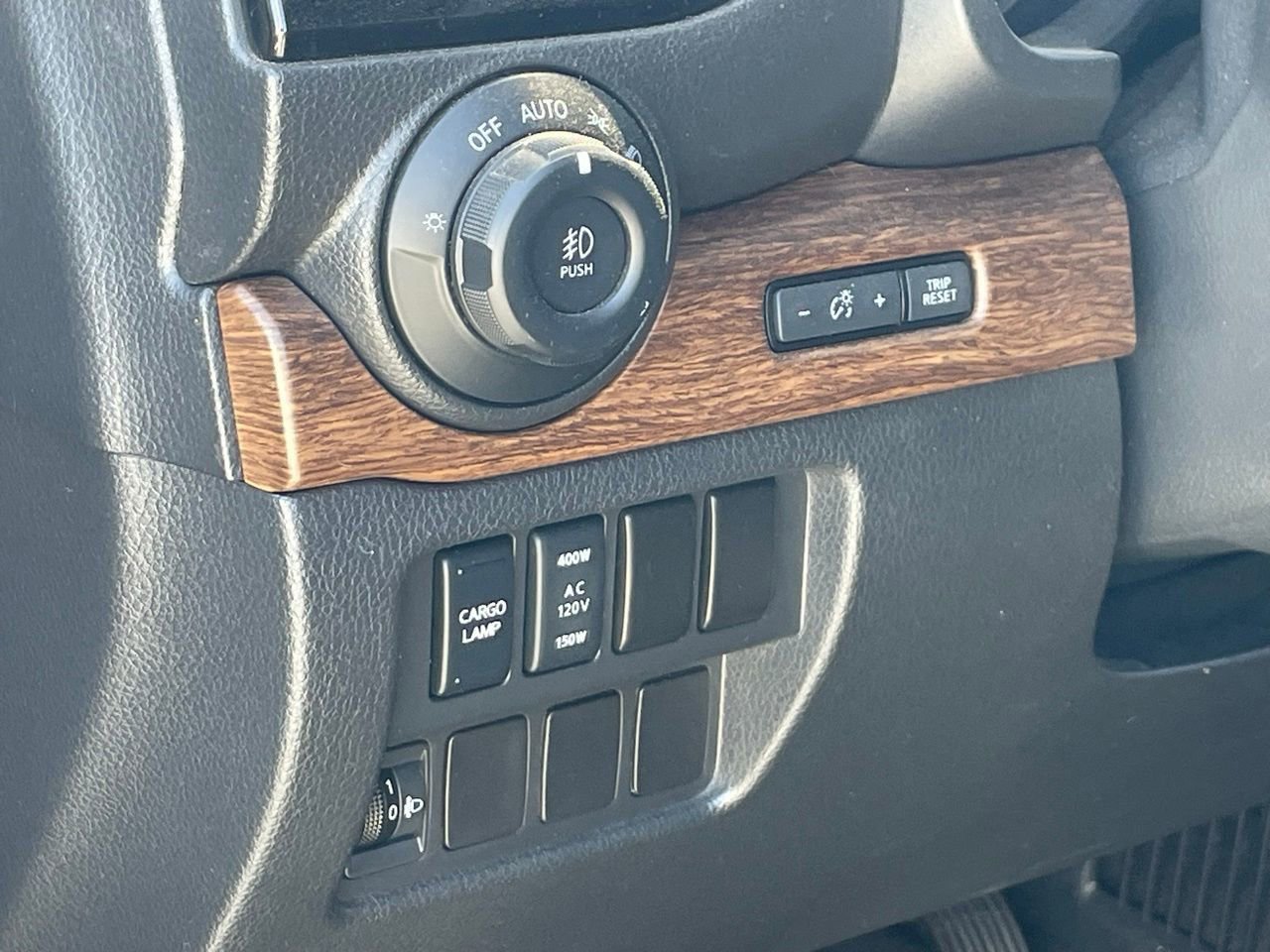 Used 2021 Nissan Titan Platinum Reserve w/ Moonroof Package AWD/4WD image 8