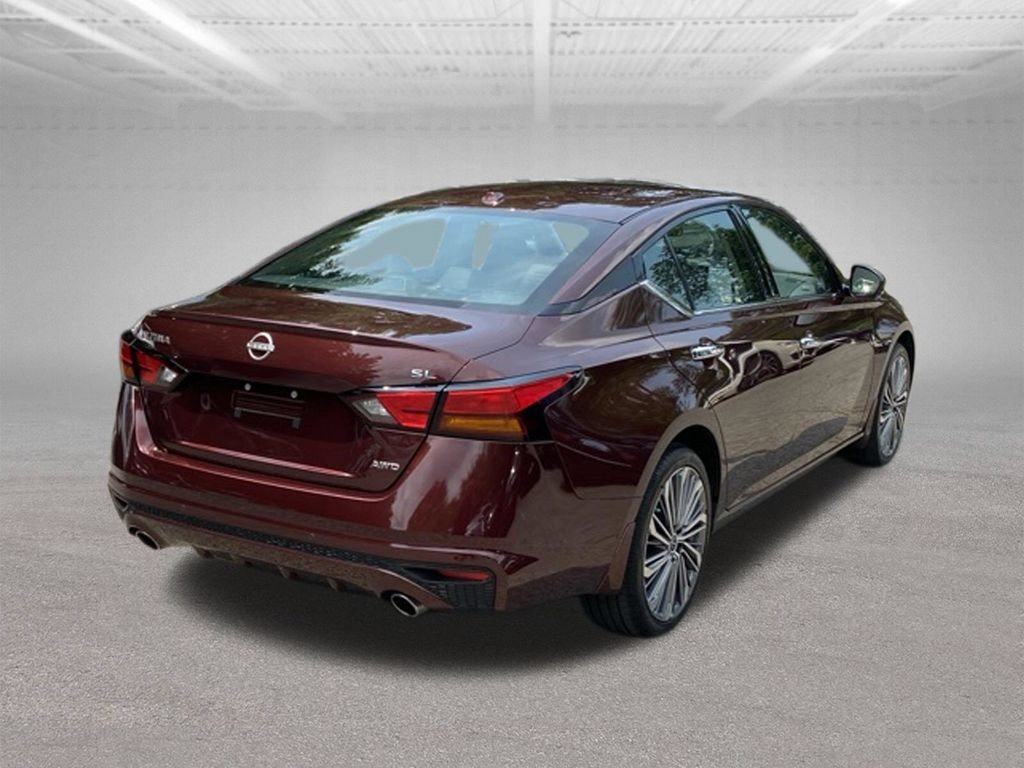 Used 2025 Nissan Altima 2.5 SL AWD/4WD image 5