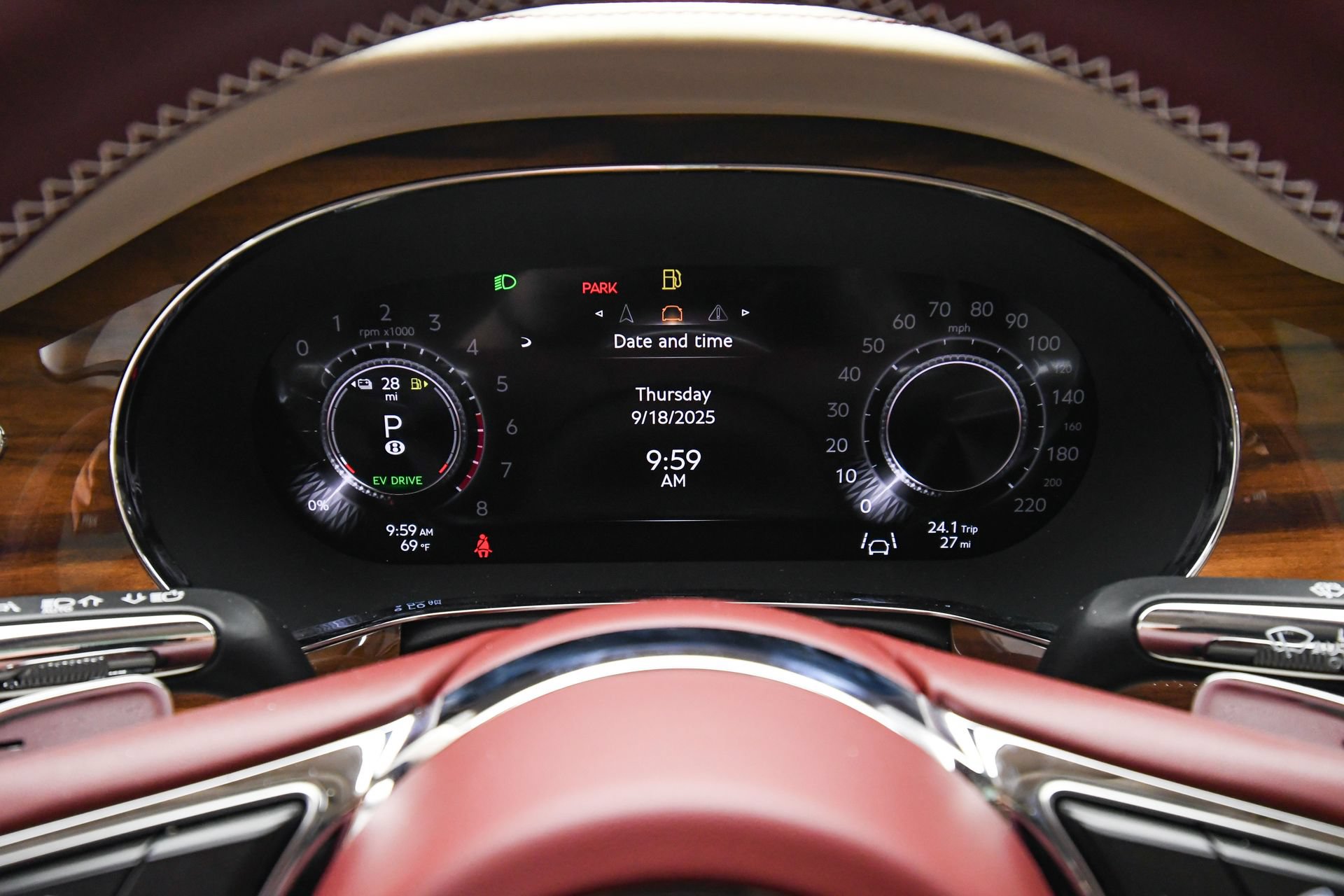 New 2026 Bentley Flying Spur Plug-In Hybrid AWD/4WD image 16
