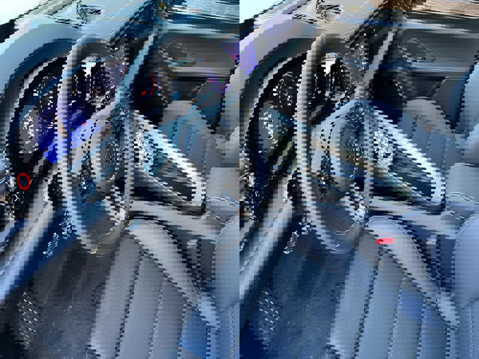 New 2025 Porsche Macan Turbo Electric image 4