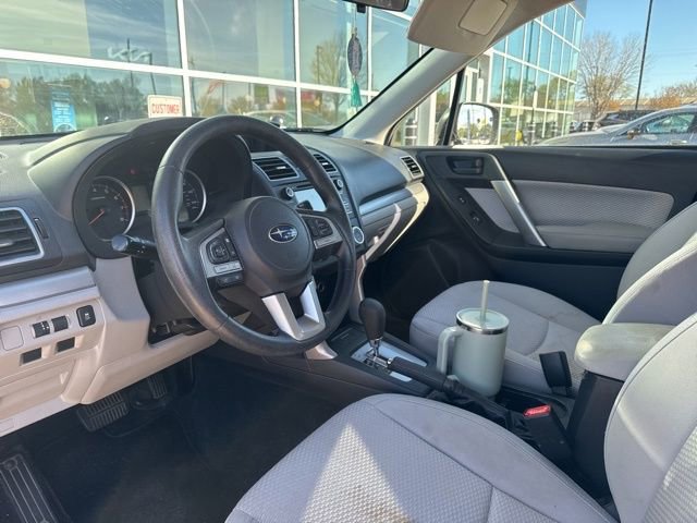 Used 2017 Subaru Forester 2.5i w/ Alloy Wheel Package image 18