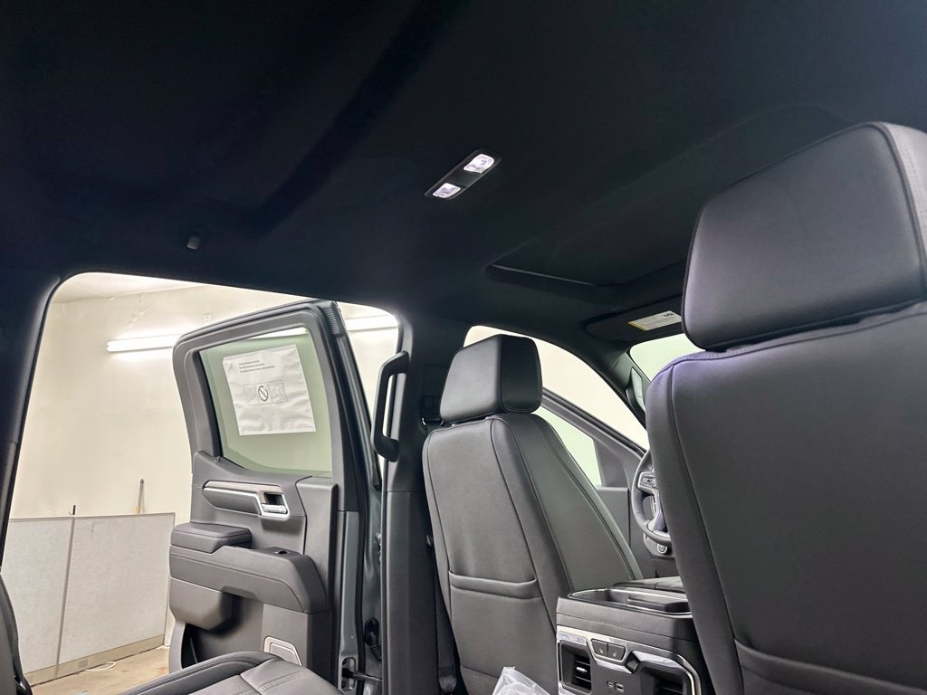 New 2026 Chevrolet Silverado 1500 High Country AWD/4WD image 25