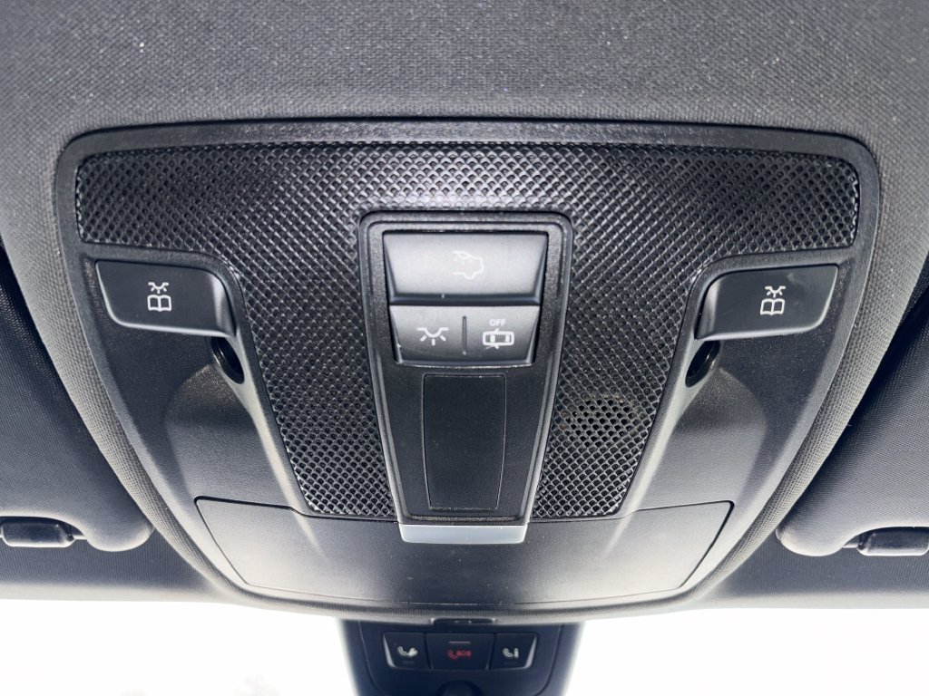 Used 2018 Mercedes-Benz GLA 250 image 12