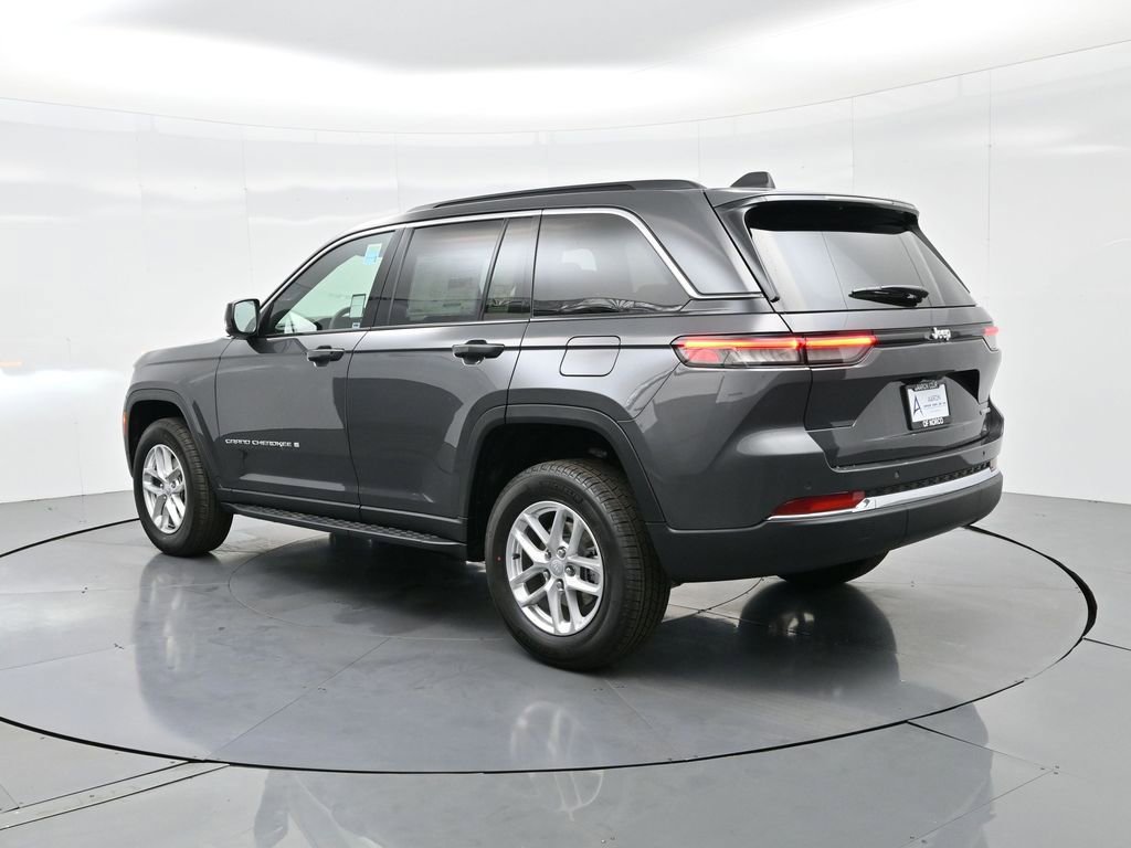 New 2025 Jeep Grand Cherokee Laredo X image 9