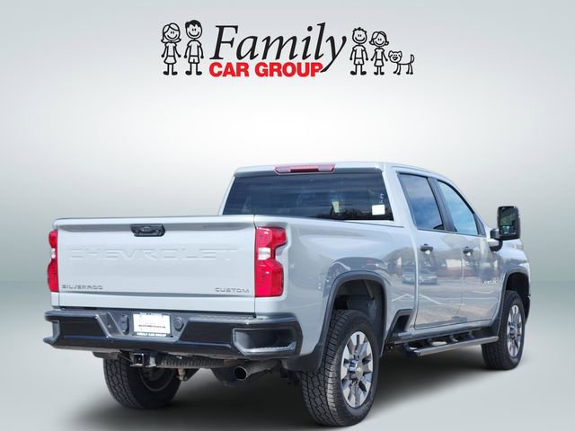 Used 2024 Chevrolet Silverado 2500 Custom w/ Custom Convenience Package image 4