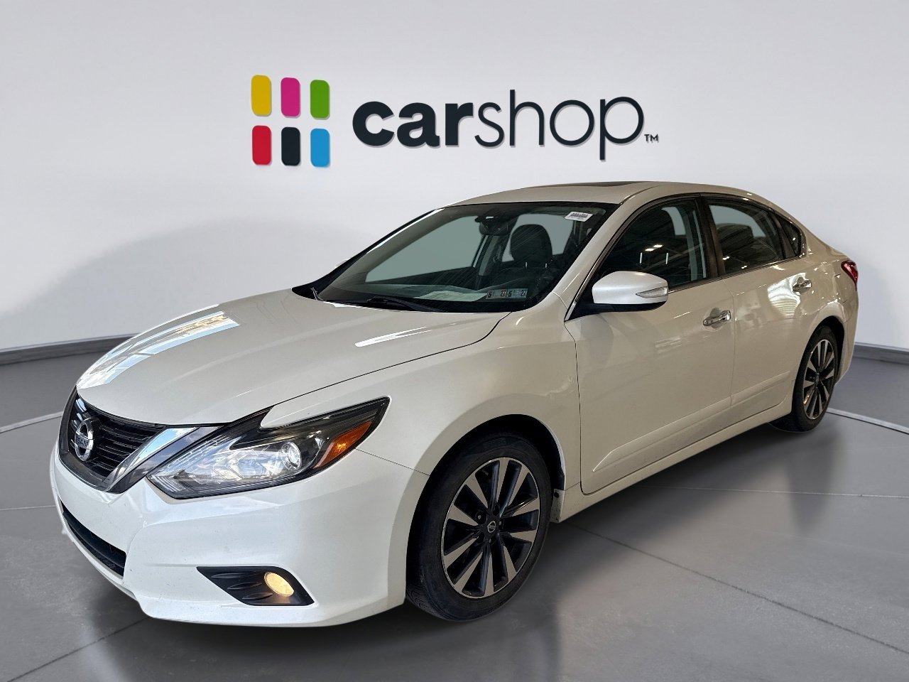 Used 2016 Nissan Altima 2.5 SL w/ 2.5 Technology w/LED Package FWD image 1