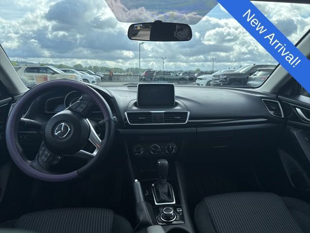 Used 2016 MAZDA MAZDA3 i Sport w/ Preferred Equipment Package FWD image 10