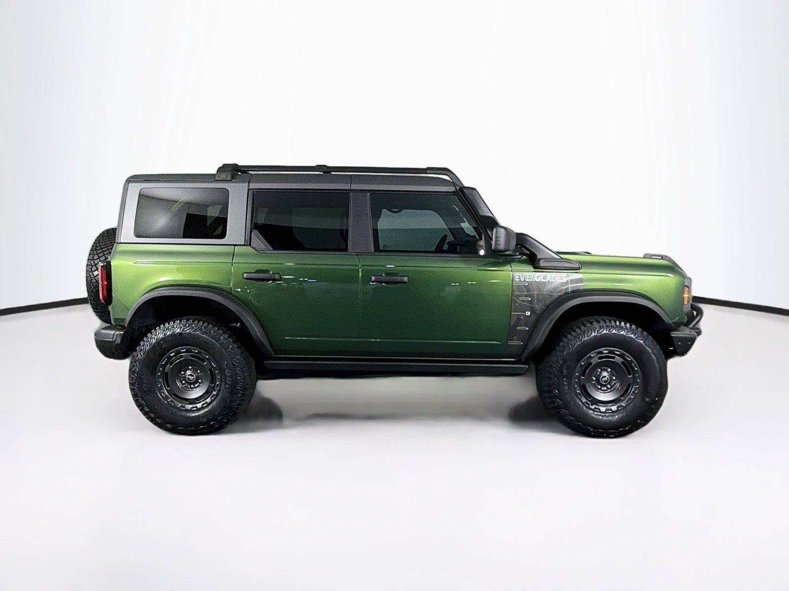 Used 2022 Ford Bronco Everglades AWD/4WD image 12