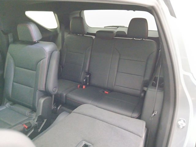 New 2026 Chevrolet Traverse Z71 w/ Enhanced Driving Package image 8