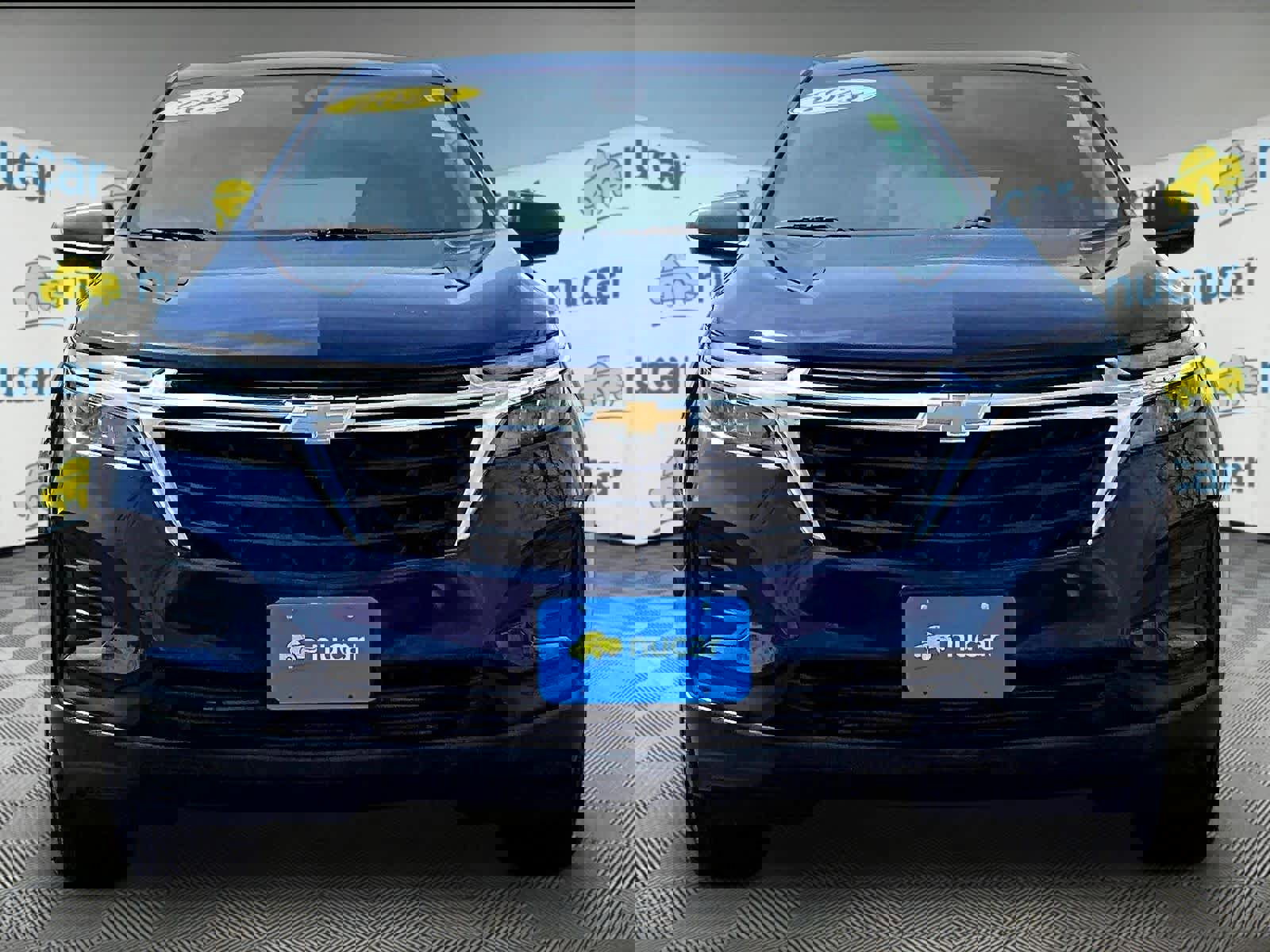 Used 2023 Chevrolet Equinox LS image 2