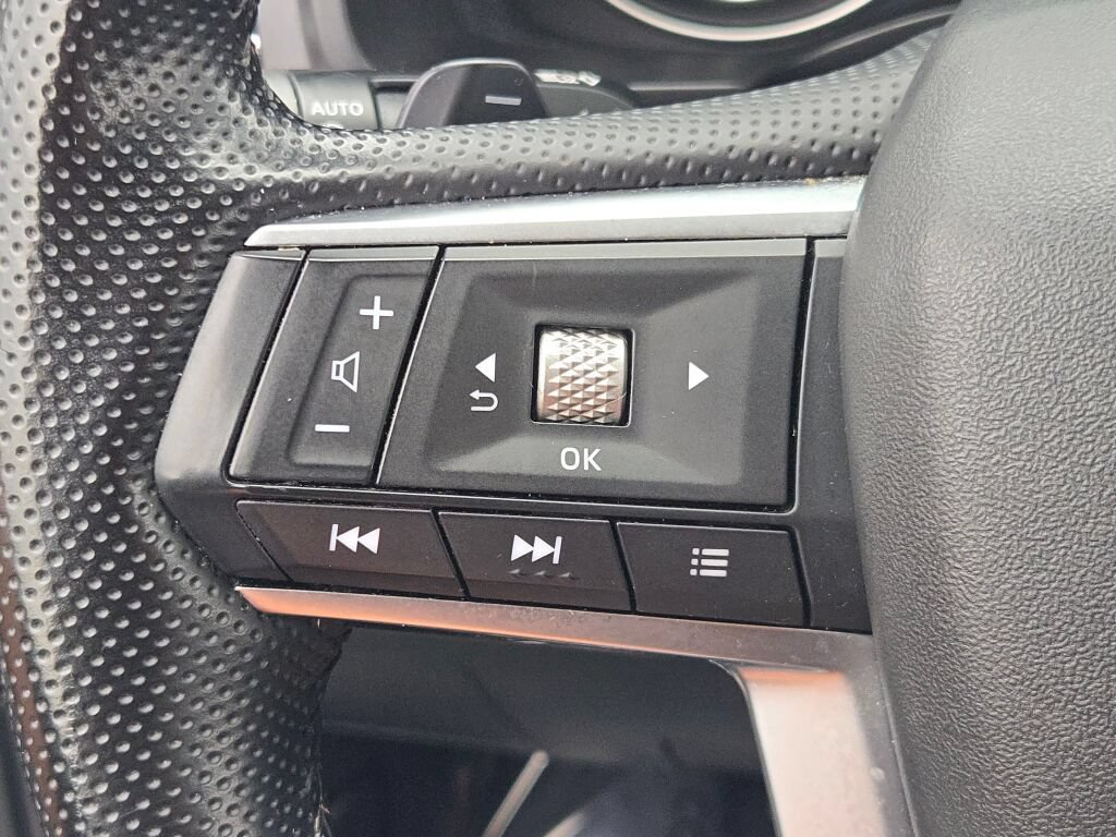 Used 2024 Mitsubishi Outlander SE AWD/4WD image 14
