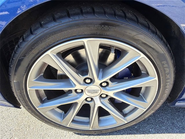 Used 2020 Cadillac CT4 V w/ Technology Package image 11