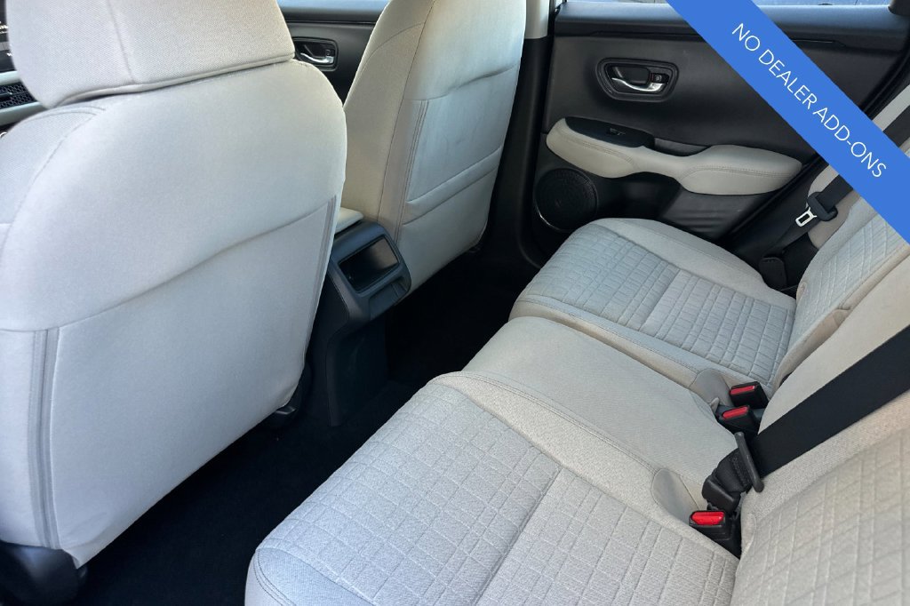 Certified 2027 Honda HR-V LX image 13
