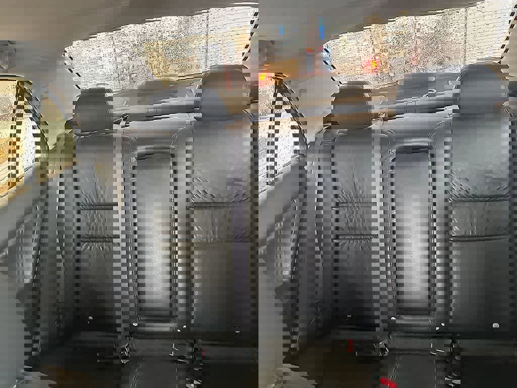 Used 2005 Honda Accord EX-L image 21