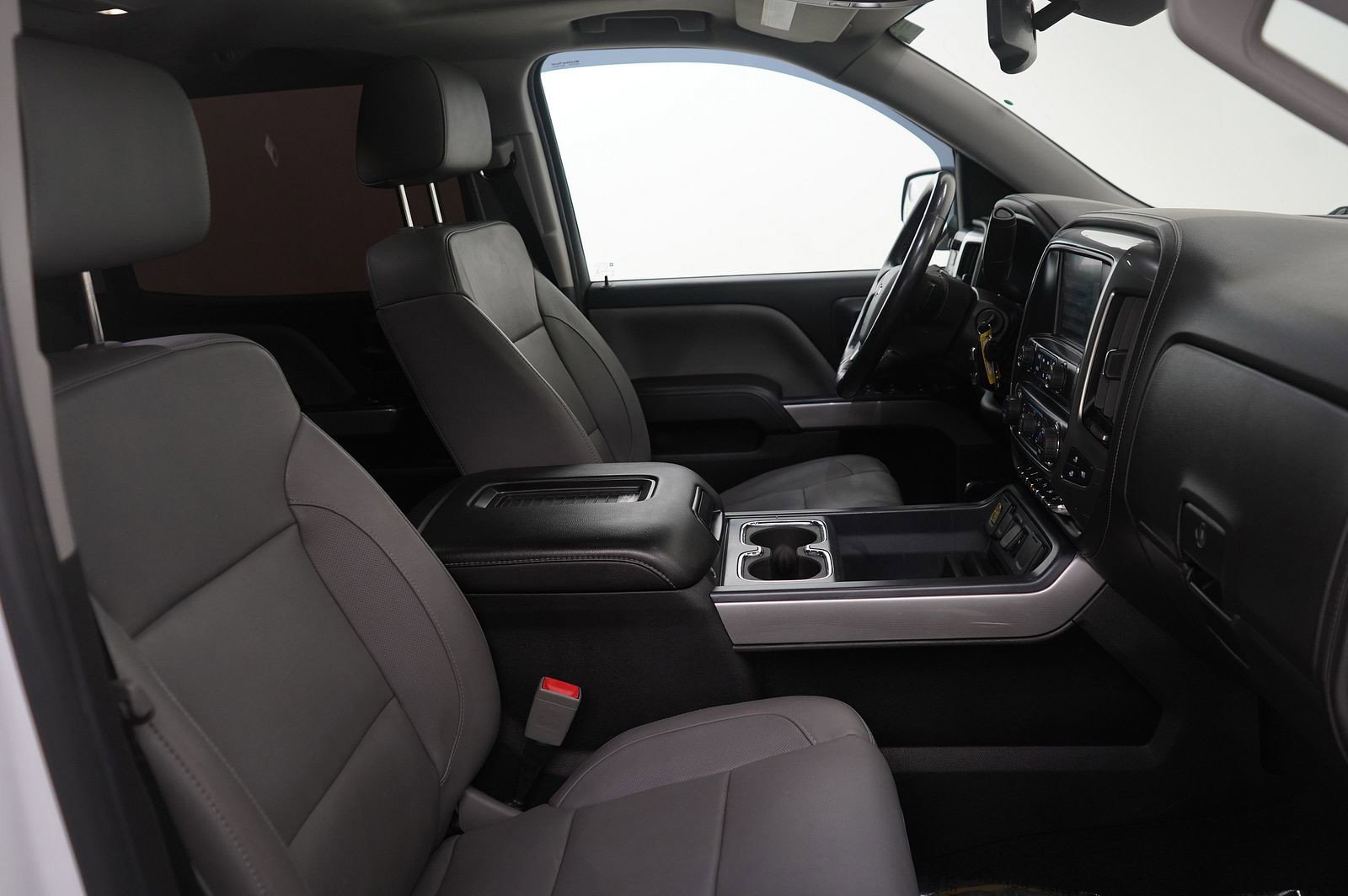 Used 2018 Chevrolet Silverado 1500 LTZ Z71 w/ LTZ Plus Package image 11