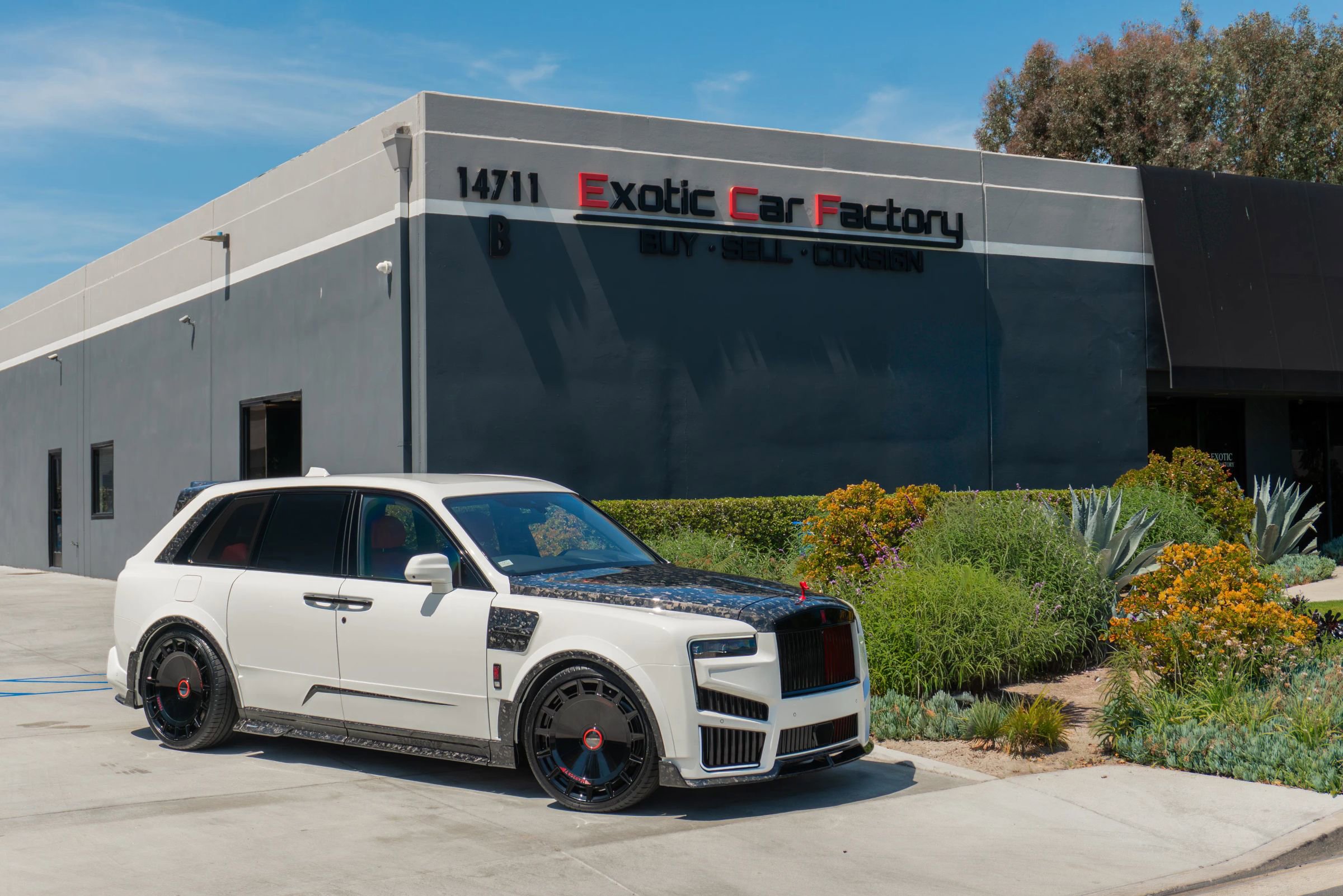 Used 2026 Rolls-Royce Cullinan AWD/4WD image 1