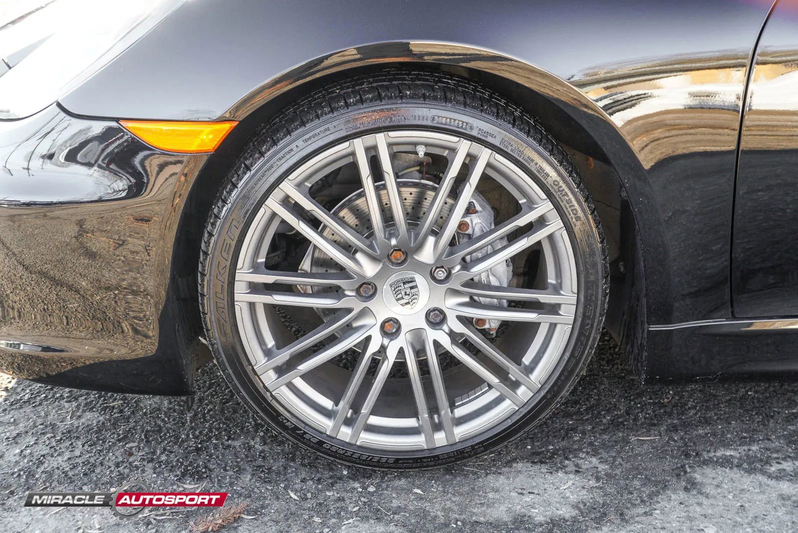 Used 2016 Porsche Boxster Black Edition image 13