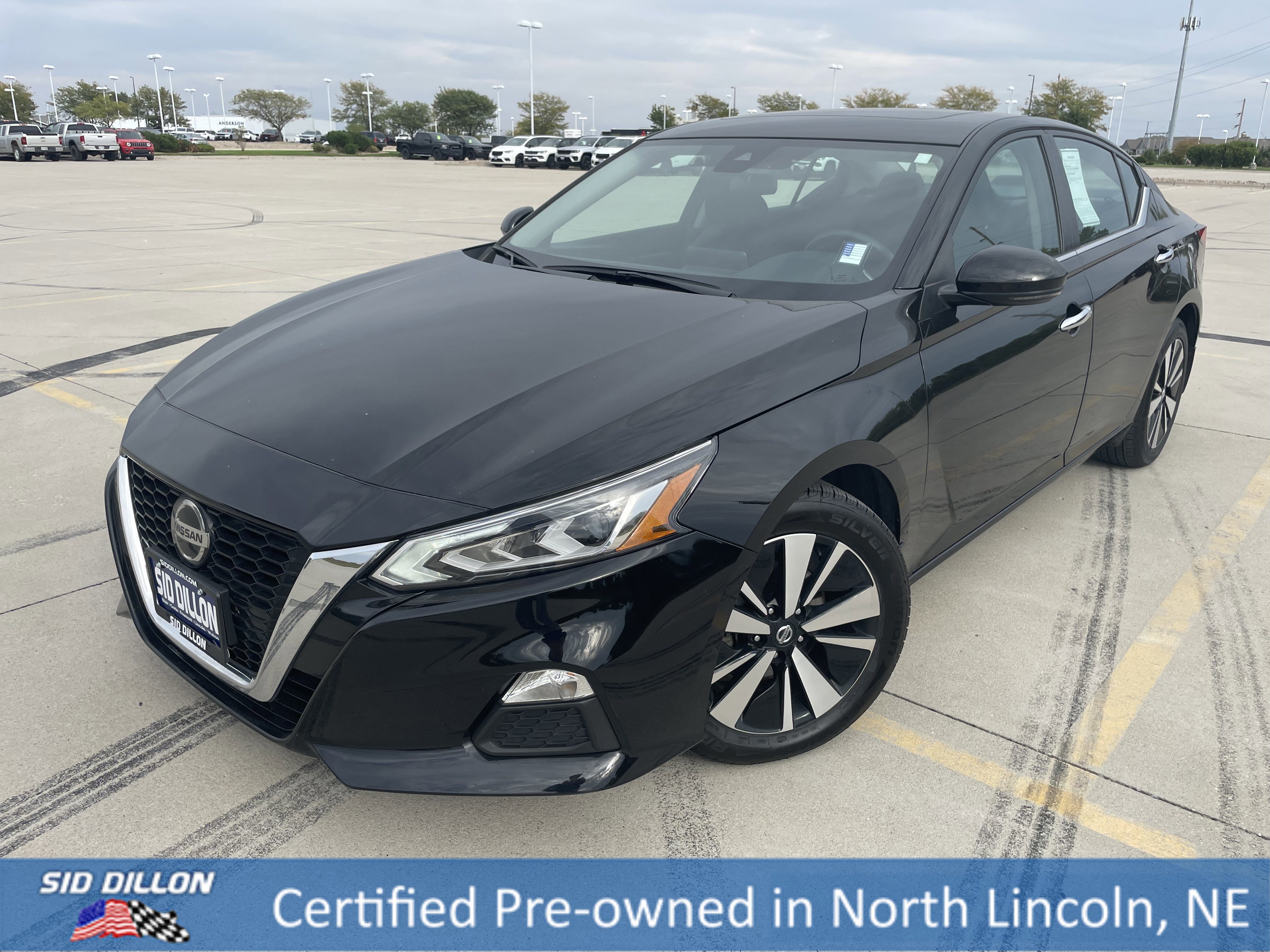 Used 2022 Nissan Altima 2.5 SV w/ SV Premium Package