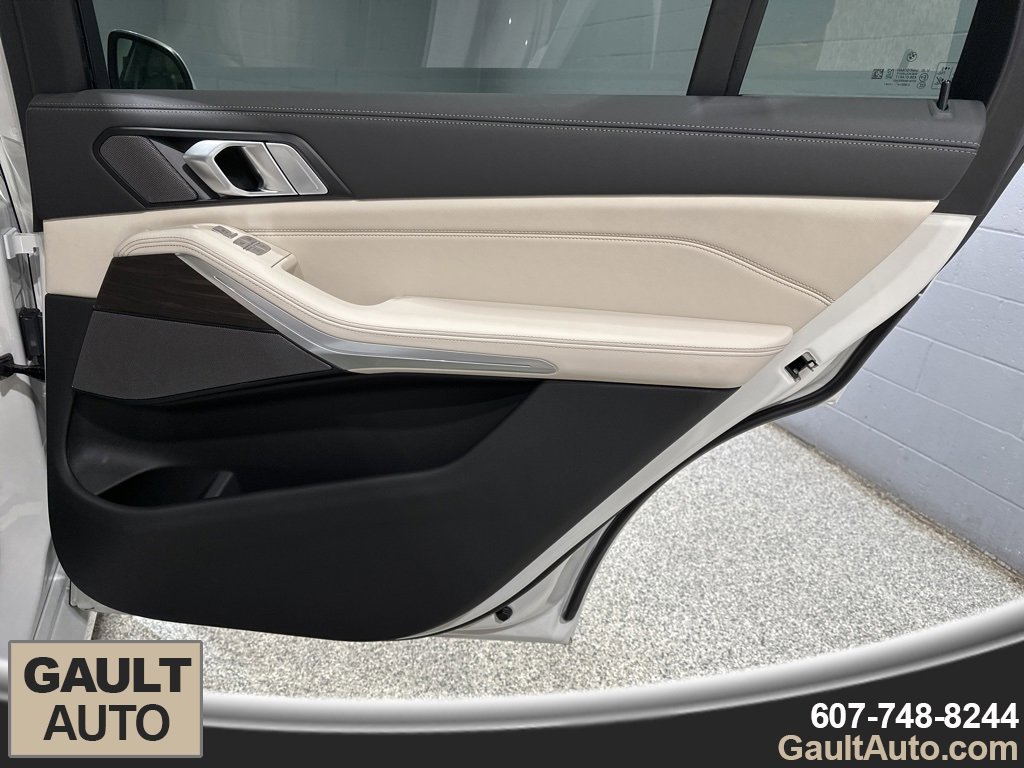 New 2026 BMW X7 xDrive40i image 20