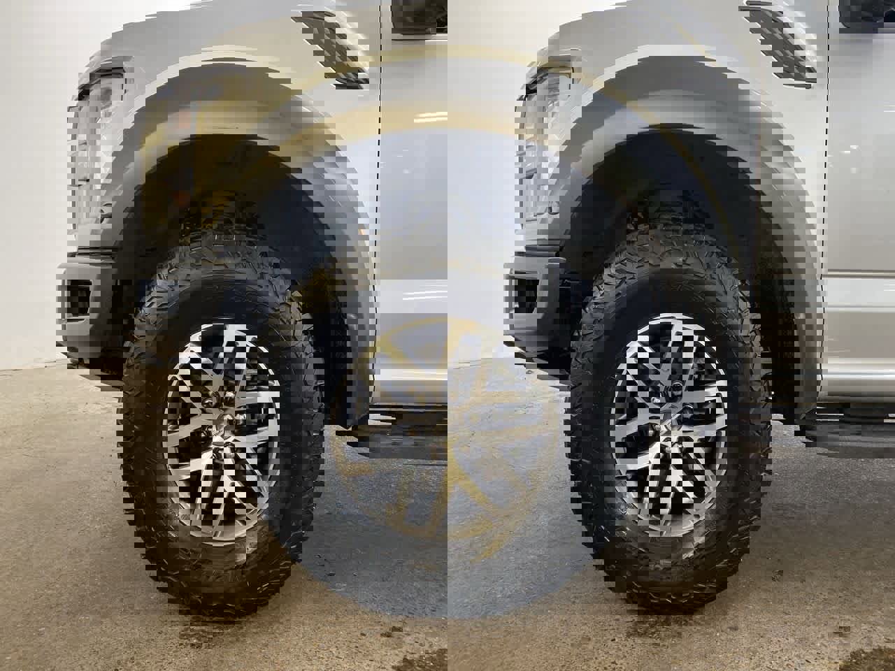 Used 2018 Ford F150 Raptor w/ Equipment Group 802A Luxury image 11